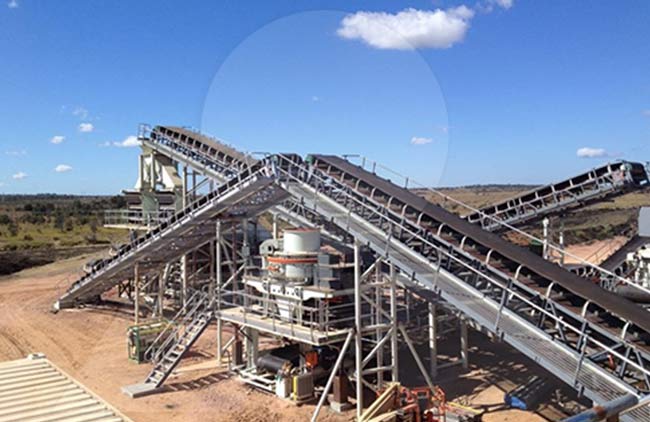 黎明河卵石成套制砂機現(xiàn)場